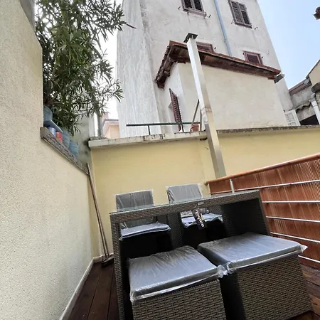 Pleasant 2 Bedrooms Duplex With Terrace Apartamento
