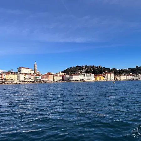 Appartement Pleasant 2 Bedrooms Duplex With Terrace