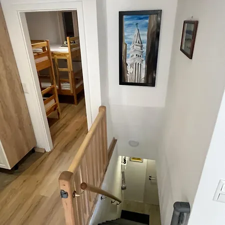 Pleasant 2 Bedrooms Duplex With Terrace Apartment *