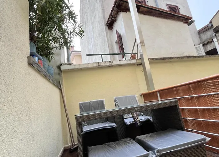 Pleasant 2 Bedrooms Duplex With Terrace Apartman