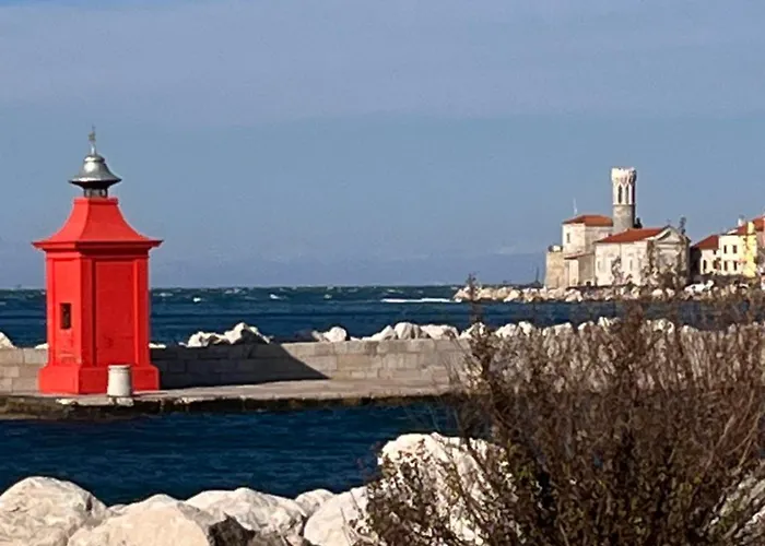 Pleasant 2 Bedrooms Duplex With Terrace *